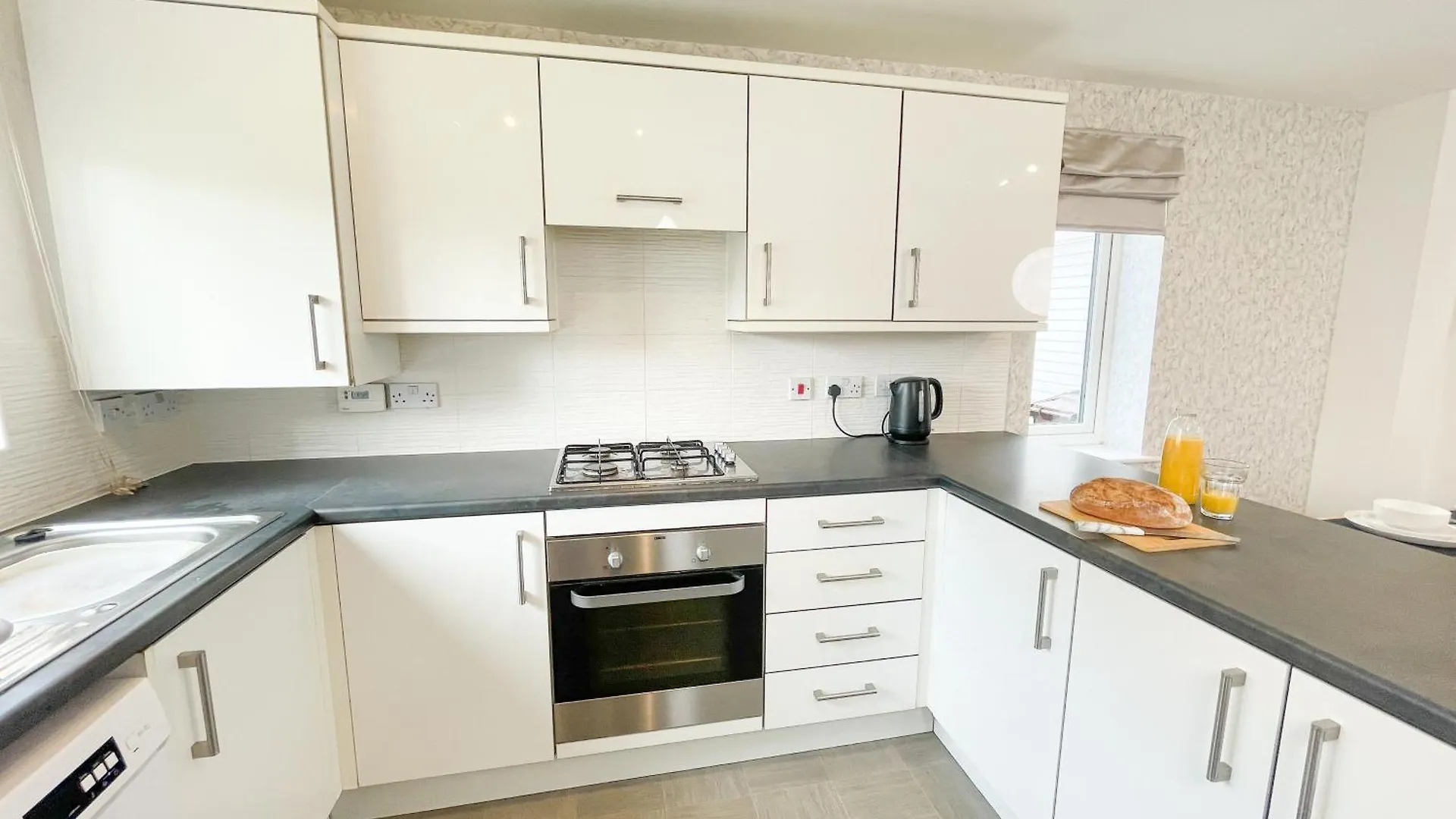 Holiday home Emerald House -3 Bed - Free Parking Knottingley
