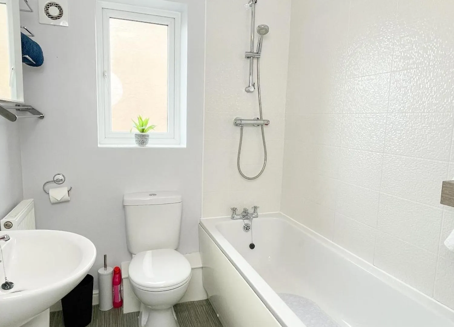 Holiday home Emerald House -3 Bed - Free Parking Knottingley